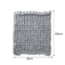 Load image into Gallery viewer, Livingandhome Chunky Knit Throw Blanket Handwoven Home Decor