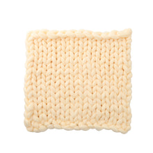 Load image into Gallery viewer, Warm Chunky Wool Yarn Knitted Blanket Thick Blankets