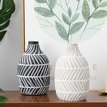 Load image into Gallery viewer, Judkins 20Cm Ceramic Table Vase