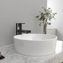 Load image into Gallery viewer, Modern Stainless Kitchen Sink Faucet

