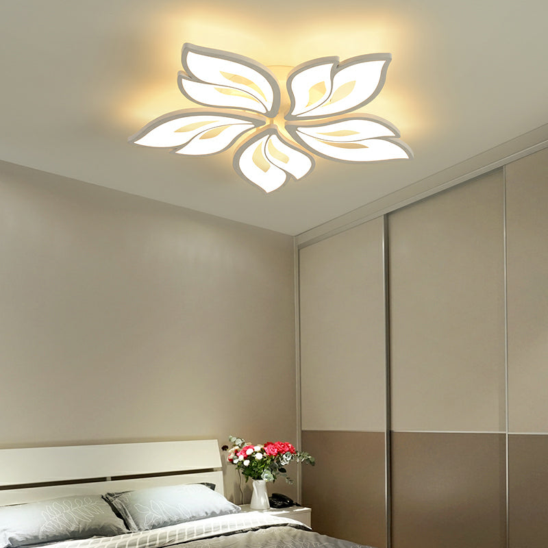 Livingandhome Petal-Shaped LED Dimmable Energy-efficient Semi Flush Ceiling , LG0634